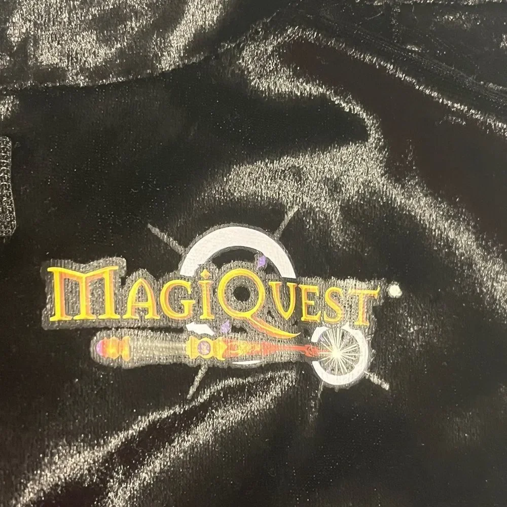 MagiQuest Black Hooded Cape L XL 5 -7 years